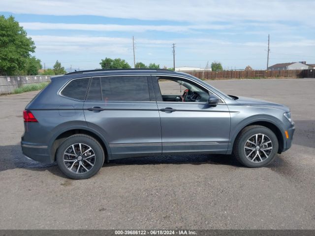 3VV2B7AX0MM064597 Volkswagen Tiguan 2.0t Se/2.0t Se R-line Black/2.0t Sel