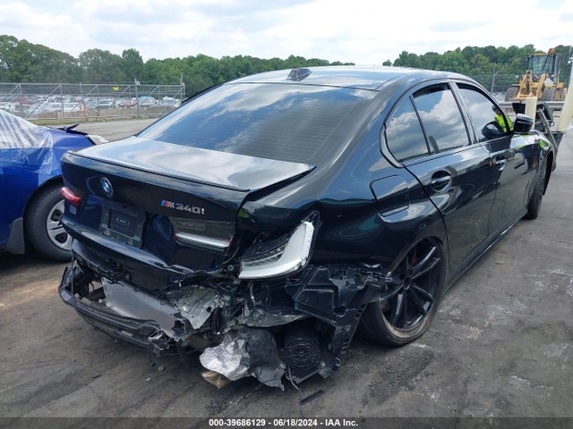 3MW49FS04P8D50249 BMW 3 Series M340i