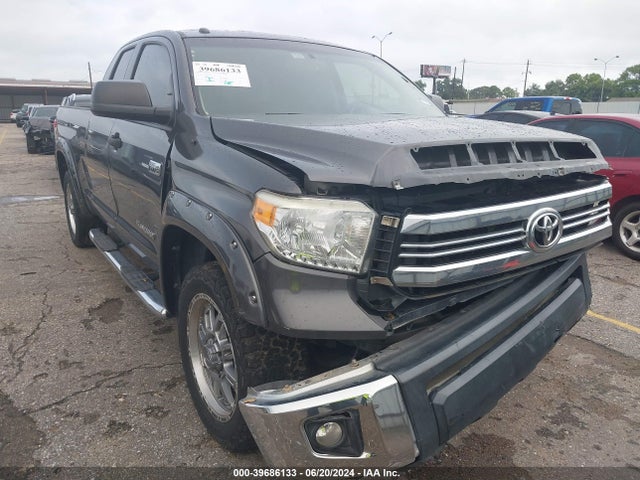 Toyota Tundra Sr5 5.7l V8 2017 5TFUW5F15HX658901 main image