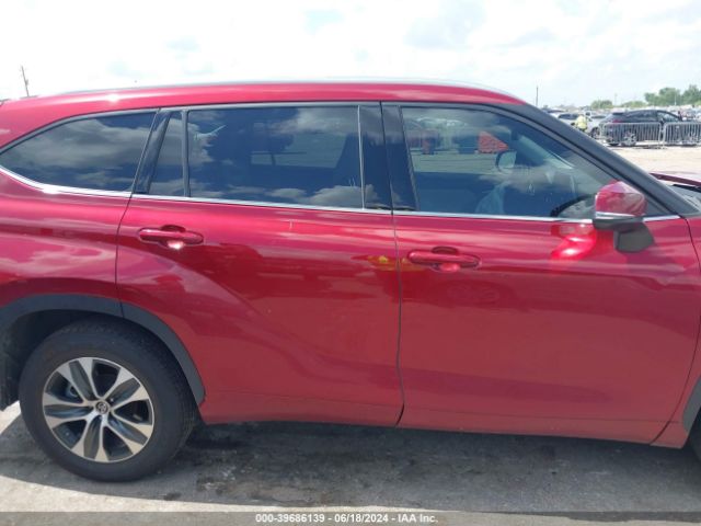 5TDGZRAH1MS537959 Toyota Highlander Xle