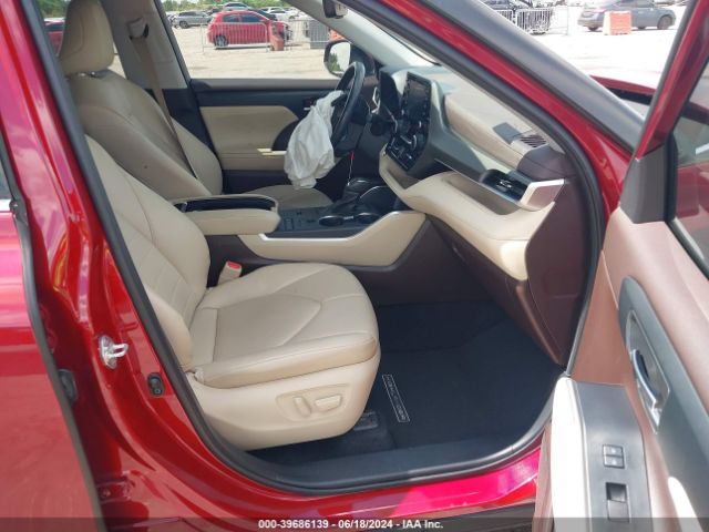 5TDGZRAH1MS537959 Toyota Highlander Xle