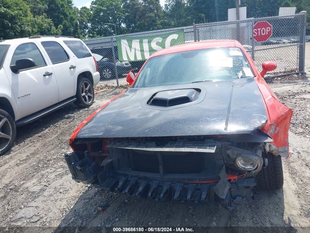 Продажа на аукционе авто 2016 Dodge Challenger 392 Hemi Scat Pack Shaker, vin: 2C3CDZFJ3GH316864, номер лота: 39686180