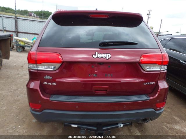 1C4RJFAG1JC308765 Jeep Grand Cherokee Laredo 4x4