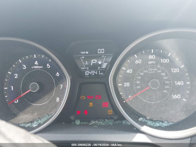 5NPDH4AE1EH505275 Hyundai ELANTRA SE