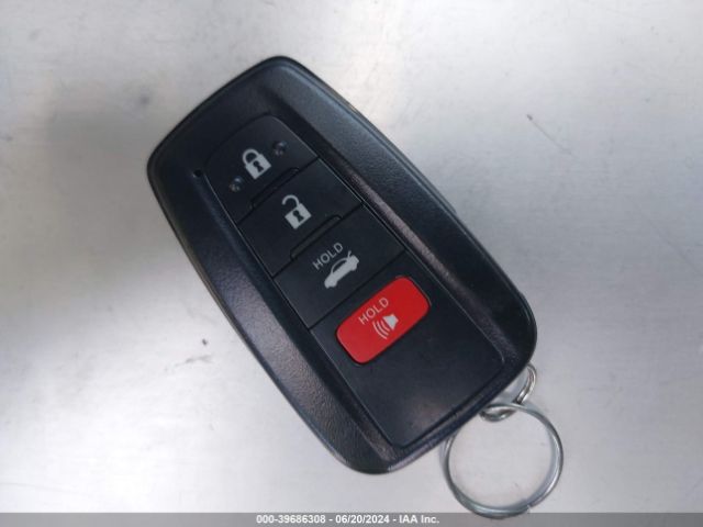 4T1C31AK3RU064643 Toyota Camry Hybrid Le