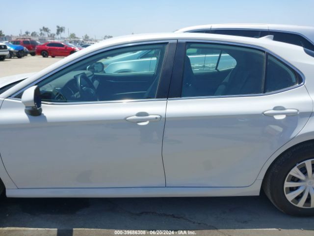 4T1C31AK3RU064643 Toyota Camry Hybrid Le