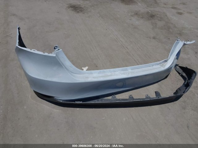 4T1C31AK3RU064643 Toyota Camry Hybrid Le