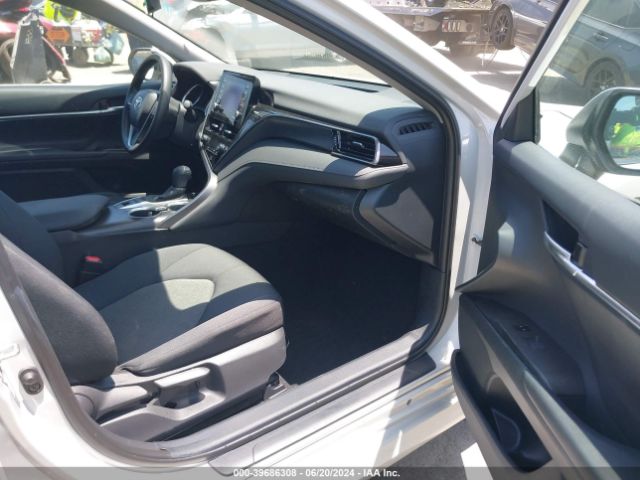 4T1C31AK3RU064643 Toyota Camry Hybrid Le