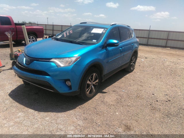 Toyota Rav4 Xle 2016 JTMWFREV2GD089641 Image 2