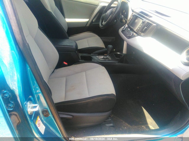 Toyota Rav4 Xle 2016 JTMWFREV2GD089641 Image 5