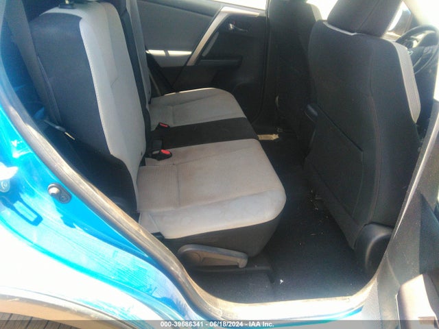Toyota Rav4 Xle 2016 JTMWFREV2GD089641 Image 8