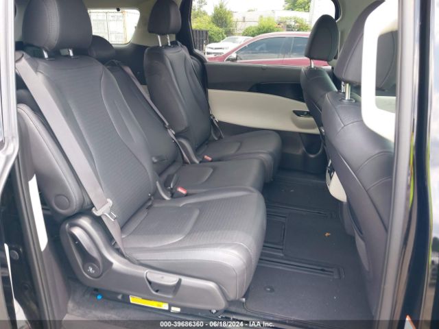 KNDNE5H31R6380754 KIA Carnival Mpv Sx Prestige