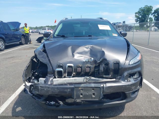 1C4PJMLB1JD536112 Jeep Cherokee Latitude Plus 4x4