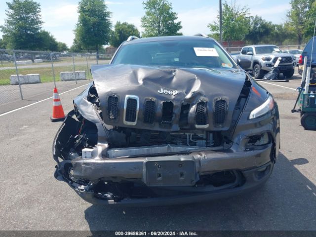 1C4PJMLB1JD536112 Jeep Cherokee Latitude Plus 4x4
