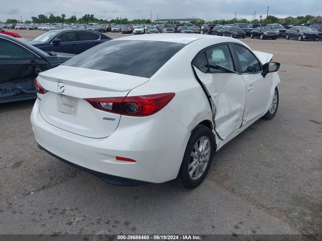 3MZBM1V7XGM243862 Mazda Mazda3 I Touring