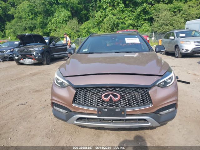 SJKCH5CR6JA047796 Infiniti Qx30 Premium