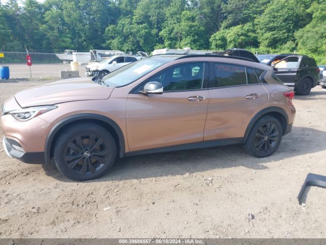SJKCH5CR6JA047796 Infiniti Qx30 Premium