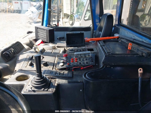 2010 Autocar Llc Xpeditor მანქანა იყიდება აუქციონზე, vin: 5VCACLJF9AH209971, აუქციონის ნომერი: 39686561