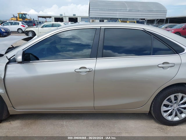 Toyota CAMRY LE 2016 4T4BF1FK1GR554898 Image 15