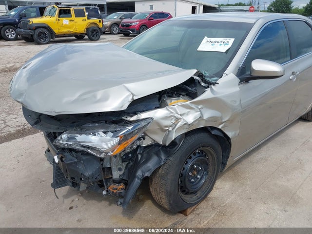Toyota CAMRY LE 2016 4T4BF1FK1GR554898 Image 18