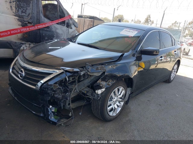 Nissan Altima 2.5 S 2015 1N4AL3AP3FC473235 Image 2