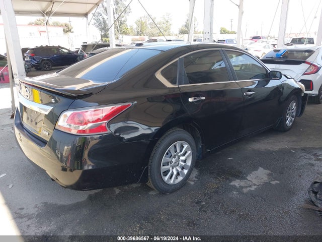 Nissan Altima 2.5 S 2015 1N4AL3AP3FC473235 Image 4