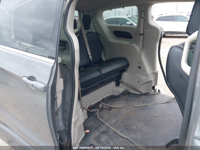 2C4RC1BG1NR173327 Chrysler Pacifica Touring L