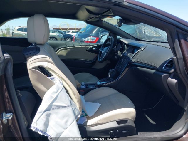 W04WT3N53GG085337 Buick Cascada Premium