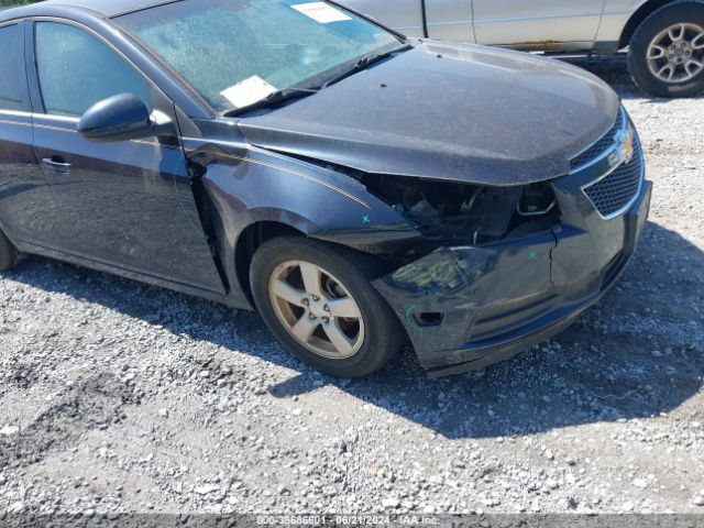 1G1PC5SBXE7393207 Chevrolet Cruze 1lt Auto