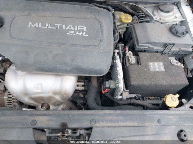1C3CCCAB2FN695054 Chrysler 200 Limited