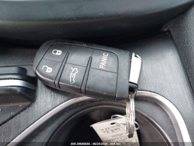 1C3CCCAB2FN695054 Chrysler 200 Limited