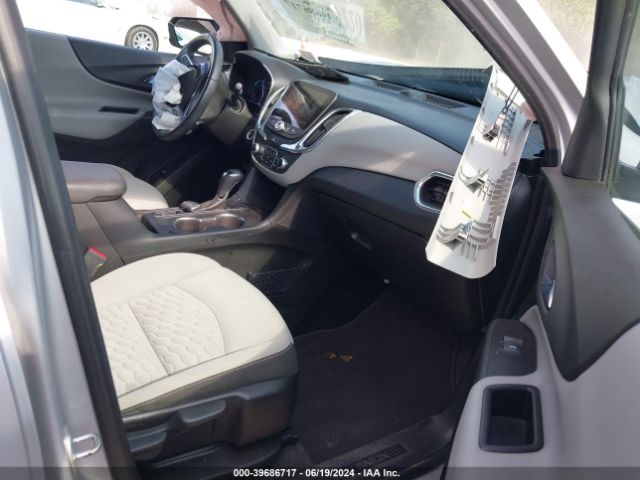 2GNAXTEX2J6304289 Chevrolet EQUINOX LT