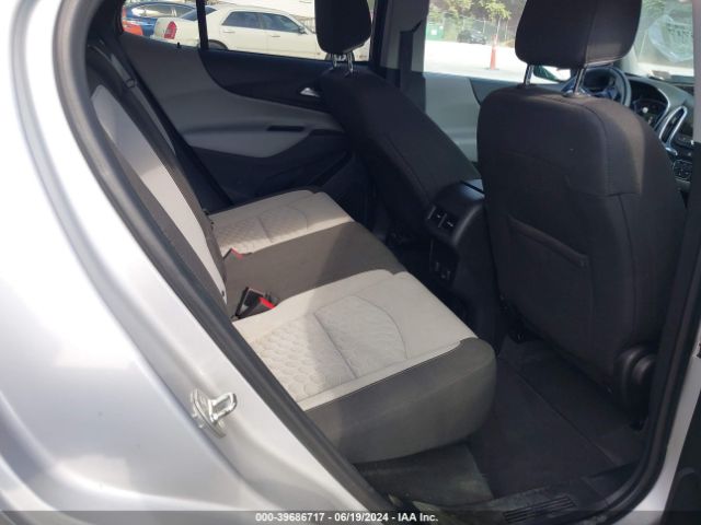 2GNAXTEX2J6304289 Chevrolet EQUINOX LT