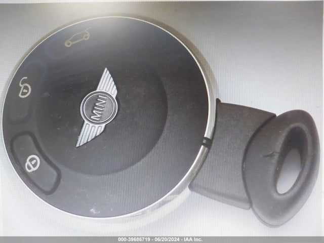 2006 MINI COOPER S WMWRE33566TL24060 Photo 10