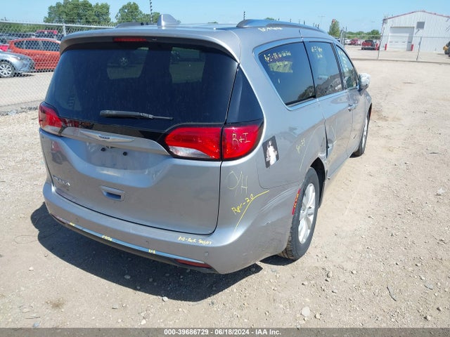 2C4RC1BGXKR560390 Chrysler Pacifica Touring L