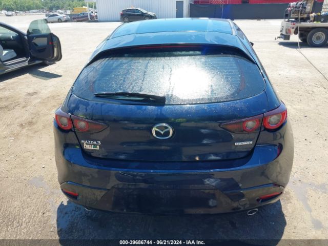 JM1BPAKM6P1619863 Mazda Mazda3 2.5 S Select