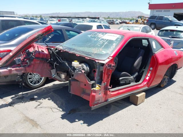 2C3CDZGG4KH759973 Dodge Challenger Sxt Awd