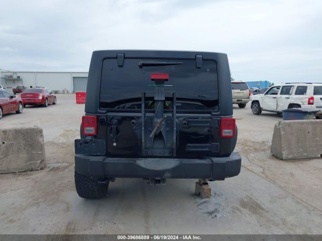 1C4HJWDG5GL196584 Jeep Wrangler Unlimited Sport