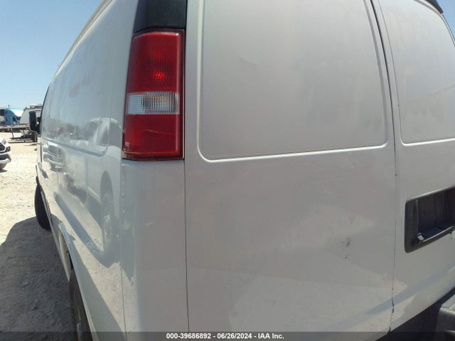 Chevrolet Express Cargo Rwd 2500 Regular Wheelbase Wt 2021 1GCWGAFP7M1162045 Image 3