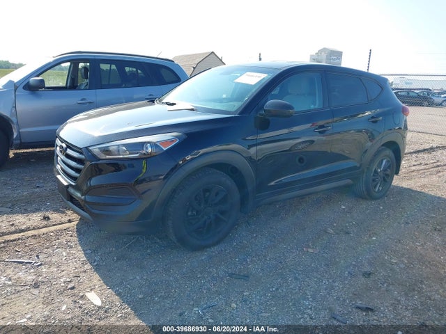 Hyundai TUCSON SE 2016 KM8J23A47GU134150 Image 2