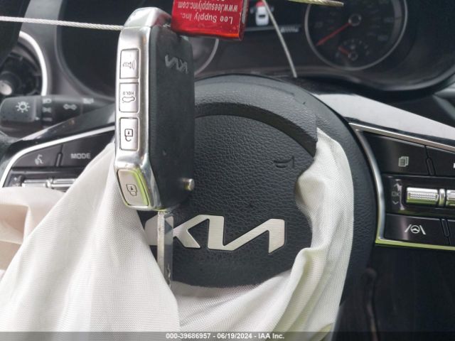 3KPF24AD1NE471974 KIA Forte Lxs