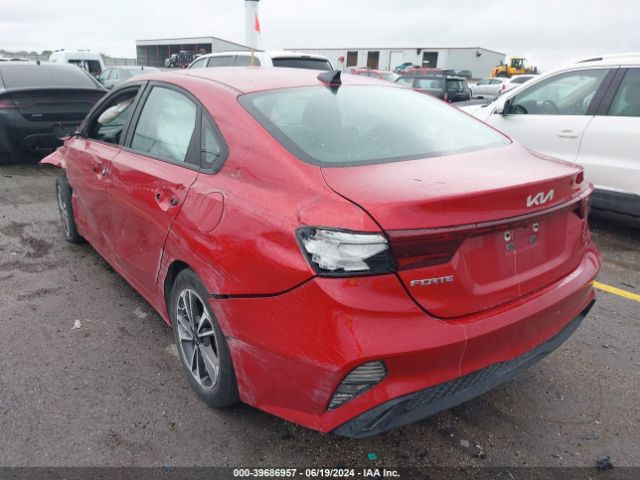 3KPF24AD1NE471974 KIA Forte Lxs