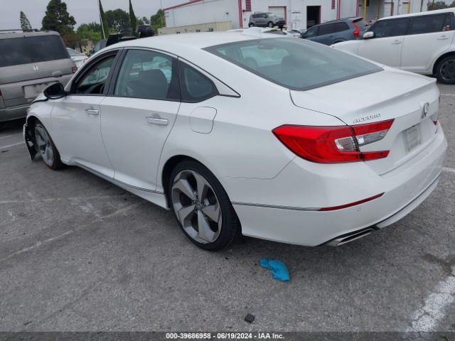 1HGCV1F92JA036926 Honda Accord Touring