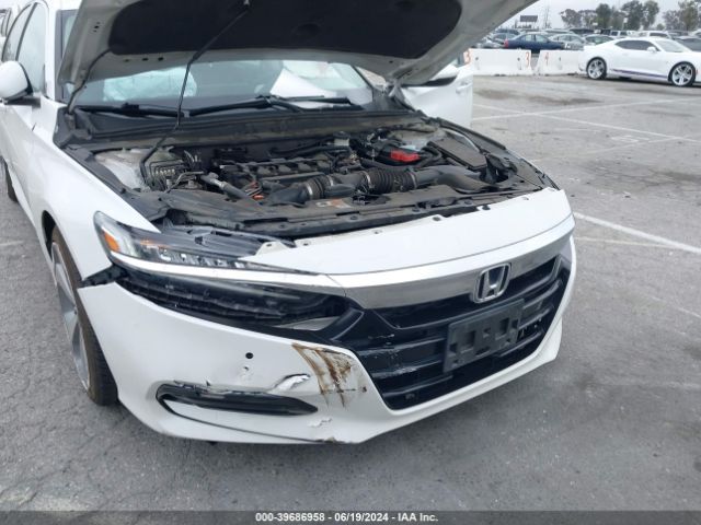 1HGCV1F92JA036926 Honda Accord Touring