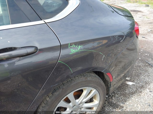 1C3CCCAB5FN713997 Chrysler 200 Limited