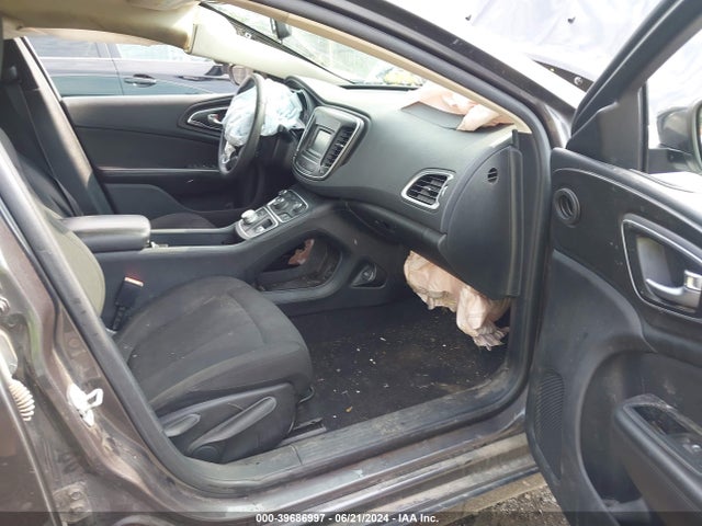 1C3CCCAB5FN713997 Chrysler 200 Limited