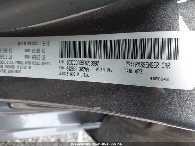 1C3CCCAB5FN713997 Chrysler 200 Limited