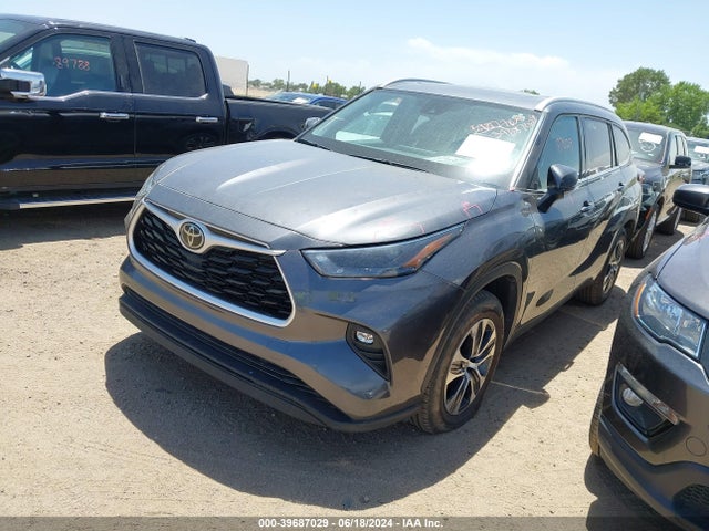 Toyota Highlander Xle 2022 5TDGZRAH8NS539516 Image 2