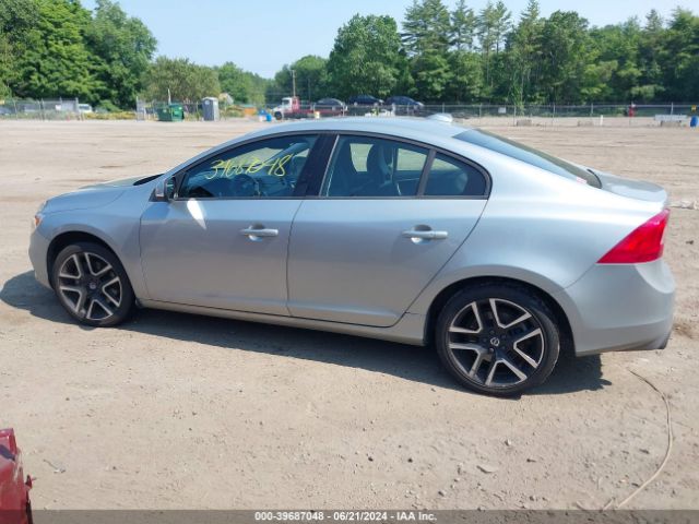 YV140MTL9H2435849 Volvo S60 T5 Dynamic
