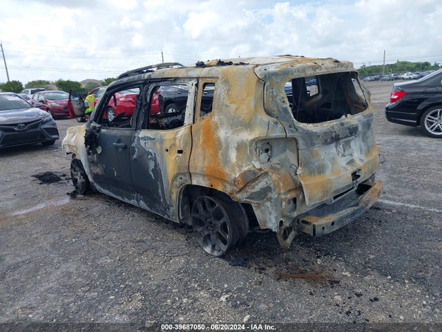 ZACCJBBB0JPG95273 Jeep Renegade Latitude 4x4